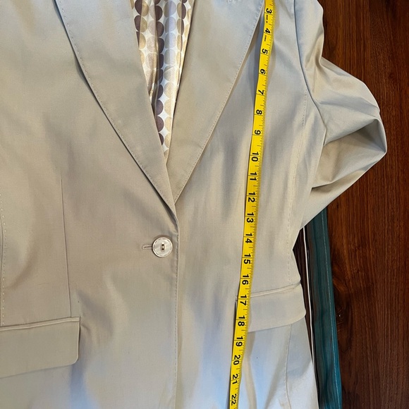 Prague Khaki Women’s Cotton Blend Blazer With One Bottom Closure Size 6 - Picture 9 of 10
